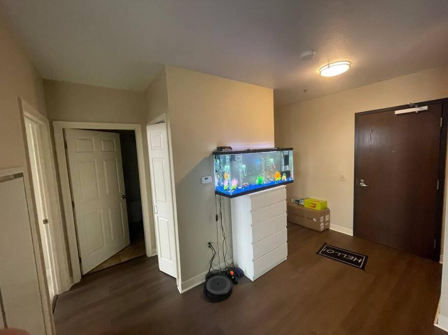 Luxury Apt At The Point Easy Access To And From Downtown 24-7 Parking Pittsburgh Exterior photo