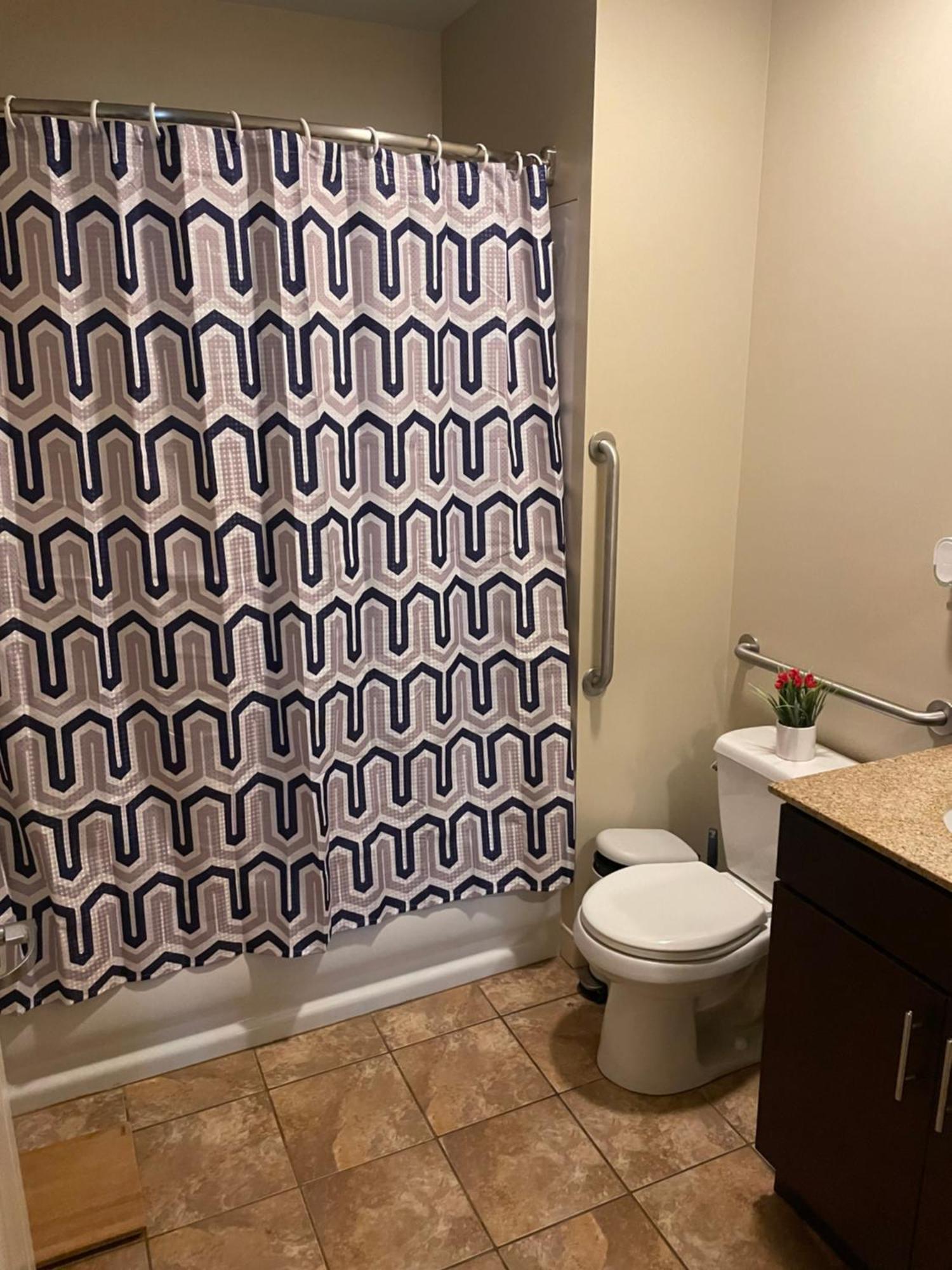 Luxury Apt At The Point Easy Access To And From Downtown 24-7 Parking Pittsburgh Exterior photo