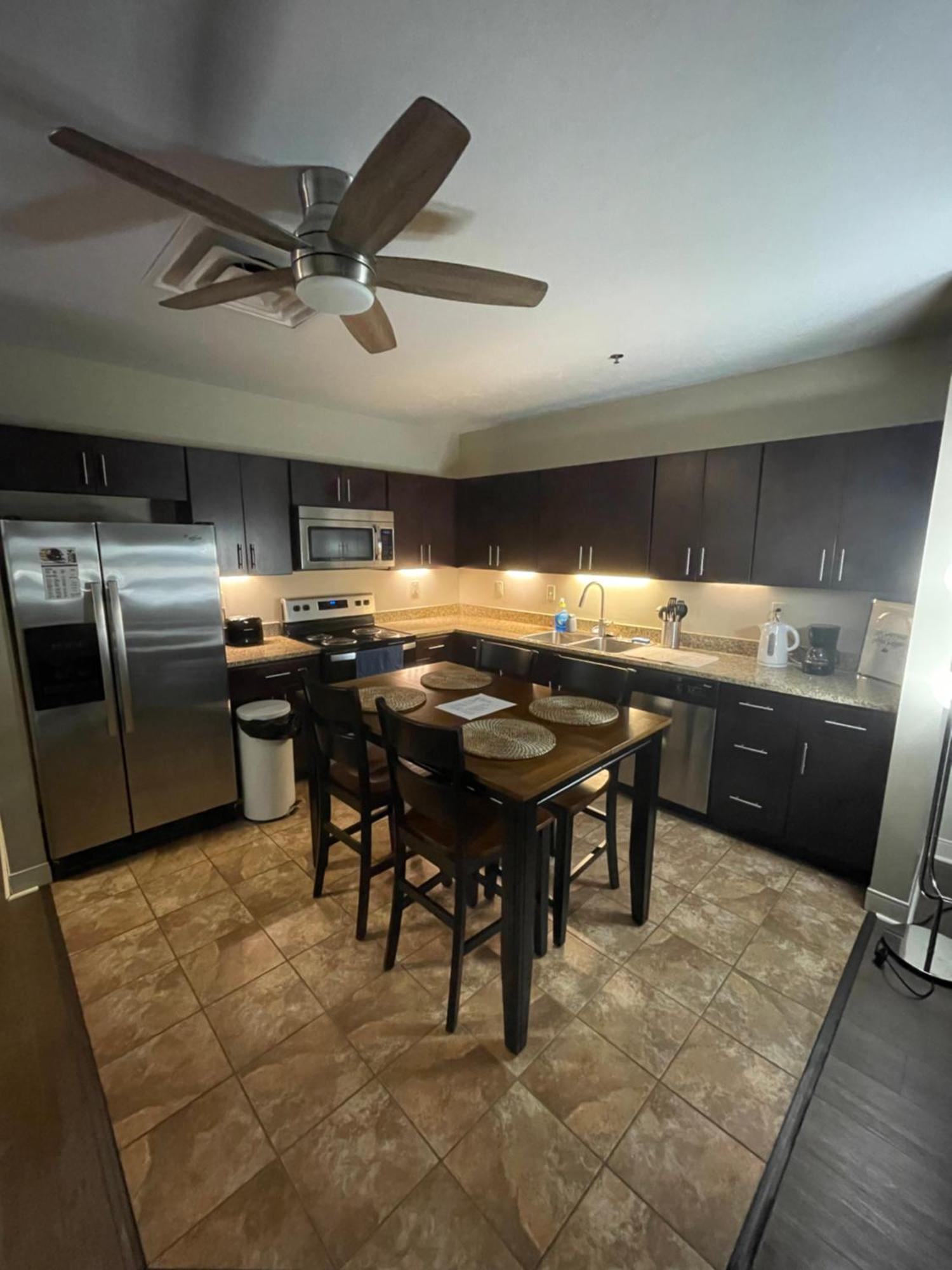 Luxury Apt At The Point Easy Access To And From Downtown 24-7 Parking Pittsburgh Exterior photo
