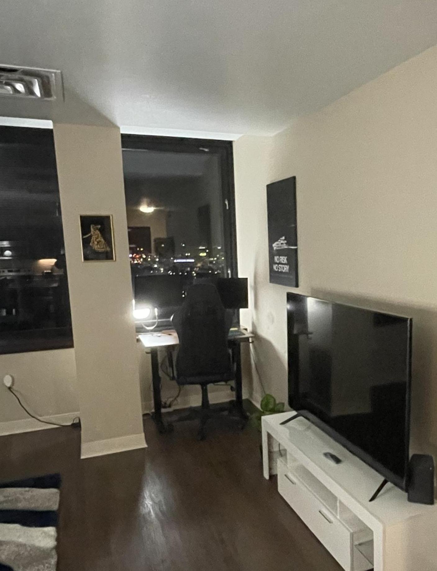 Luxury Apt At The Point Easy Access To And From Downtown 24-7 Parking Pittsburgh Exterior photo